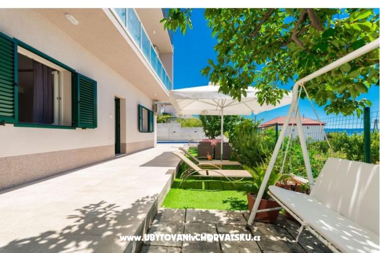 Apartmani s bazenom Cvita/Podstrana – foto 10
