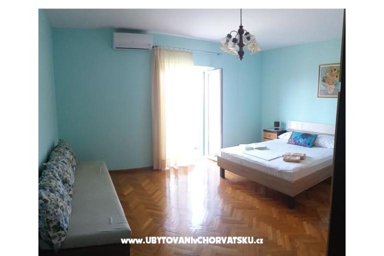 Apartmani s bazenom Cvita/Podstrana – foto 8