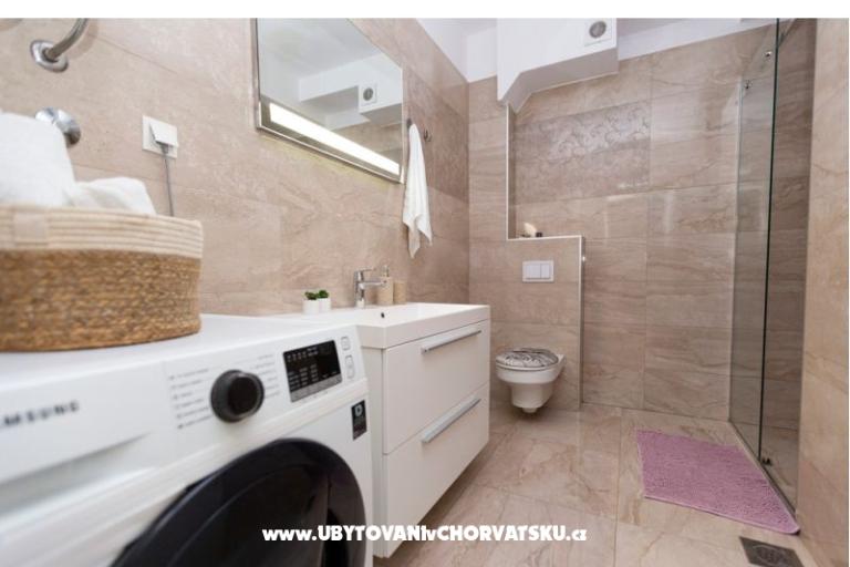 Apartman lux with garden – foto 15