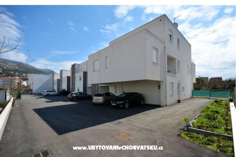 Apartman lux with garden – foto 25
