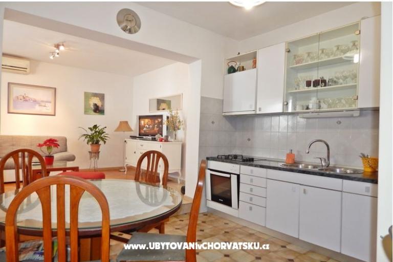 Apartman Gloria Podstrana – foto 16