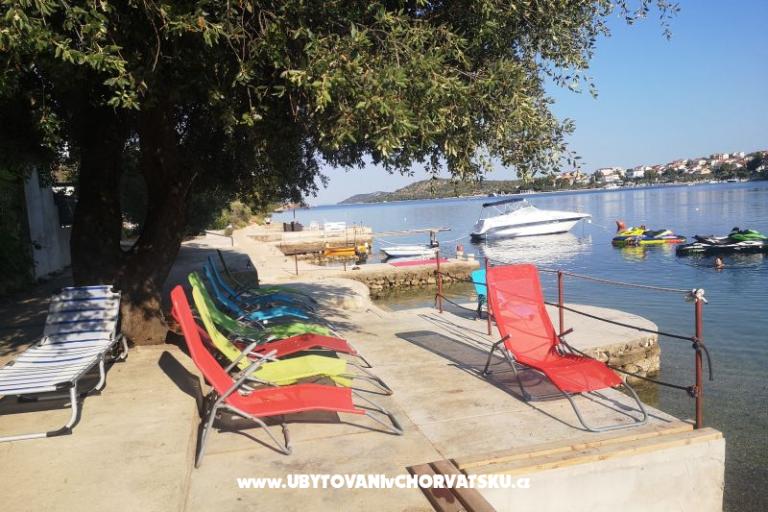 Apartmani 10 metara od mora – foto 19