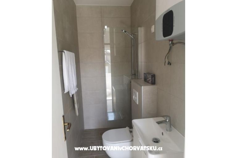 Apartmani 10 metara od mora – foto 8
