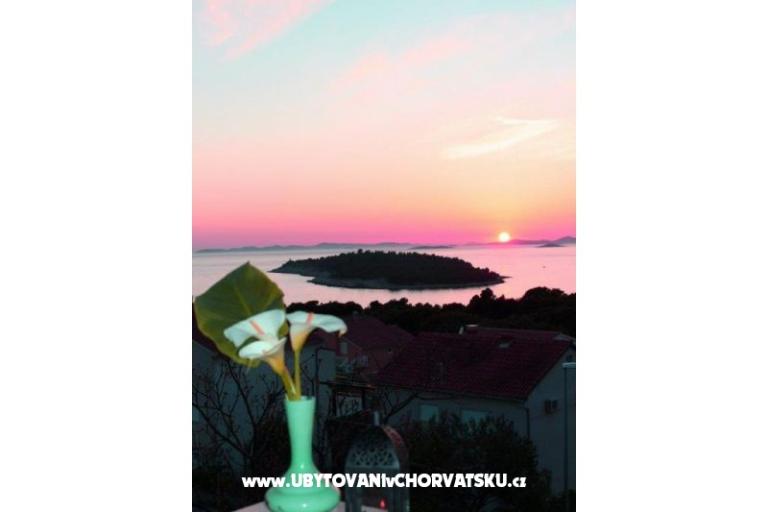 Apartmani TONĆI I IRIS*** – foto 2