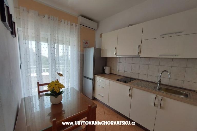 Apartmani TONĆI I IRIS*** – foto 20