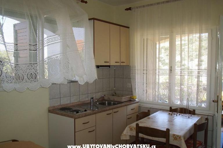 Apartmani and rooms Mikelin  – foto 3