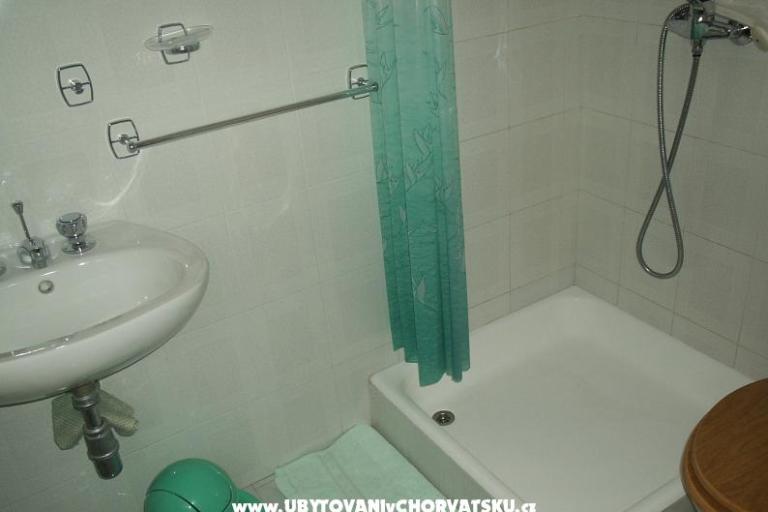 Apartmani and rooms Mikelin  – foto 6