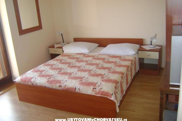 Apartmani and rooms Mikelin  – foto 7