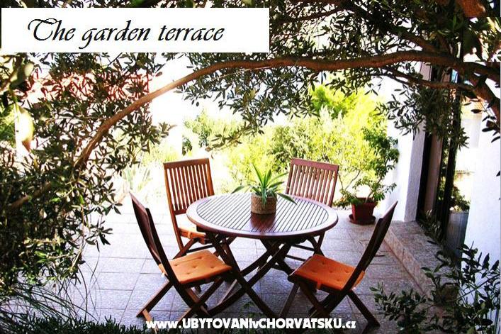 Apartmani Gjardini *** – foto 10