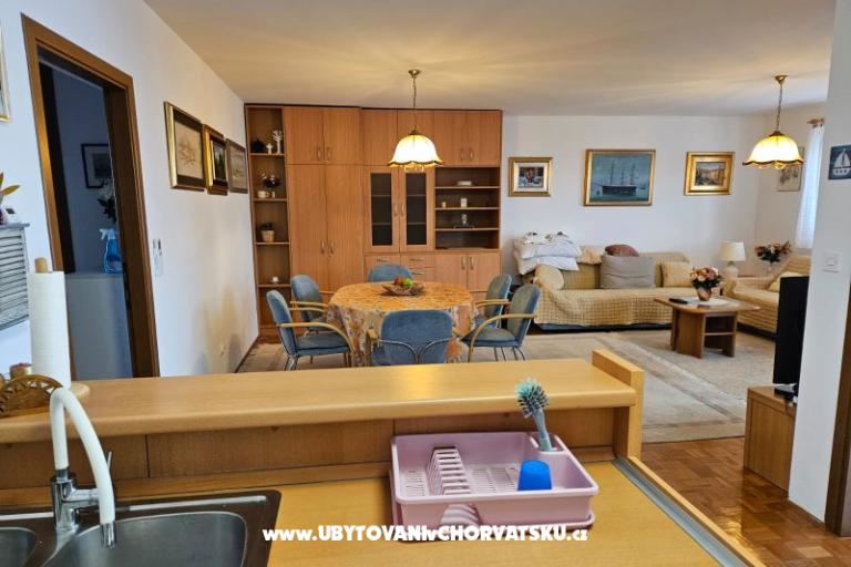Apartman uz more i plažu – foto 13