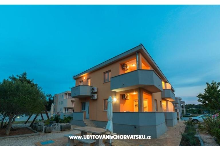 Apartmani Dora – foto 13