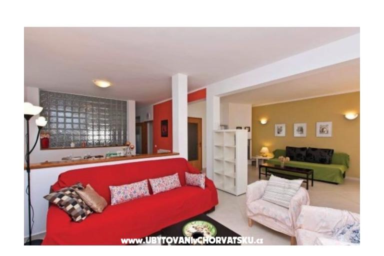 Family house sa bazenom – foto 2