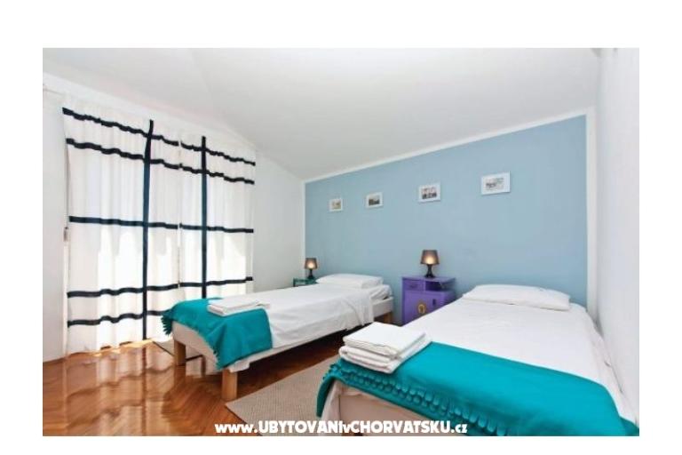 Family house sa bazenom – foto 9