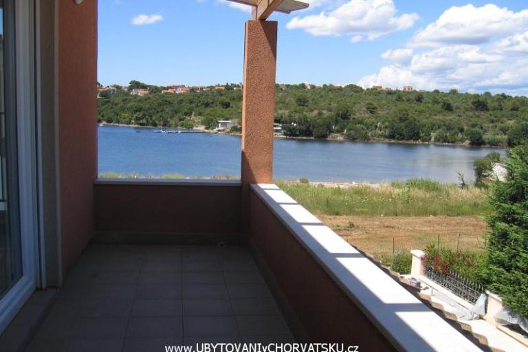 Apartman v Pule – foto 8