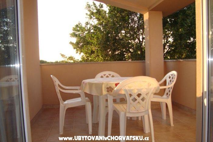 Apartmani Skorić Štinjan – foto 8