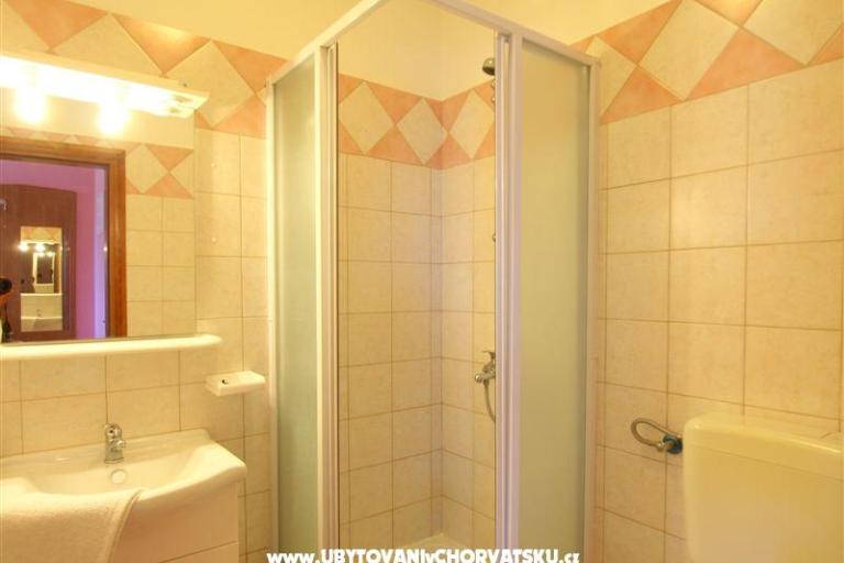 Apartmani sa bazenom Jadranka – foto 8
