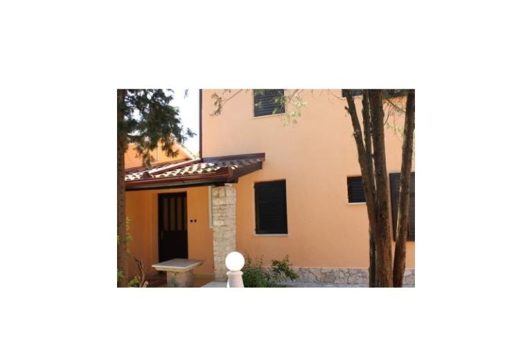 Kuća with swimming pool – foto 11