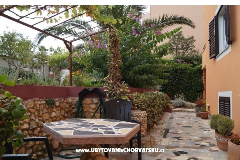 Privatna kuća – foto 12