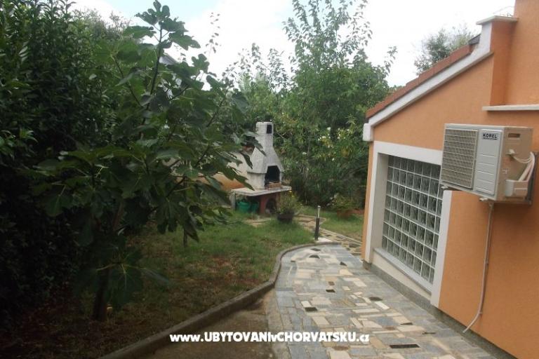 Privatna kuća – foto 16
