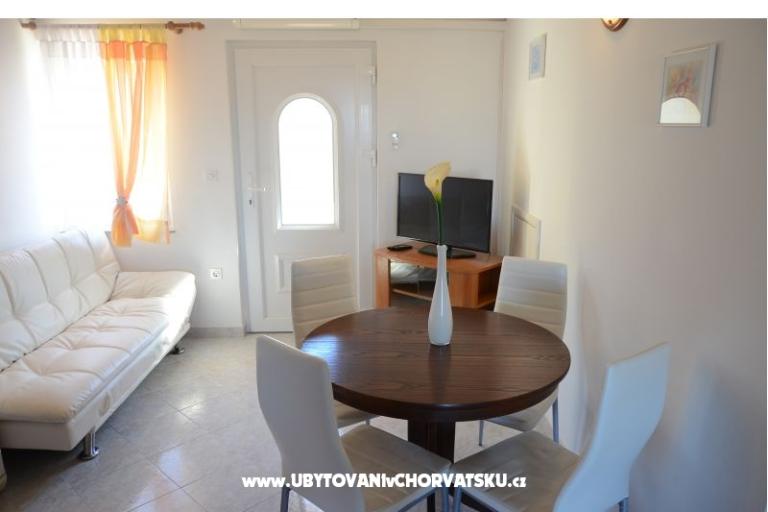 Apartmani Karuzo – foto 13