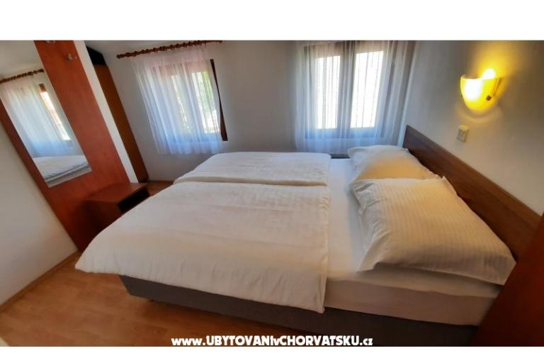 Apartmani Pulić  Old Town Rab – foto 8