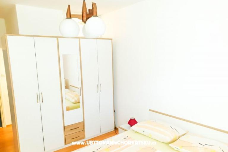 Apartmani Uranus – foto 13