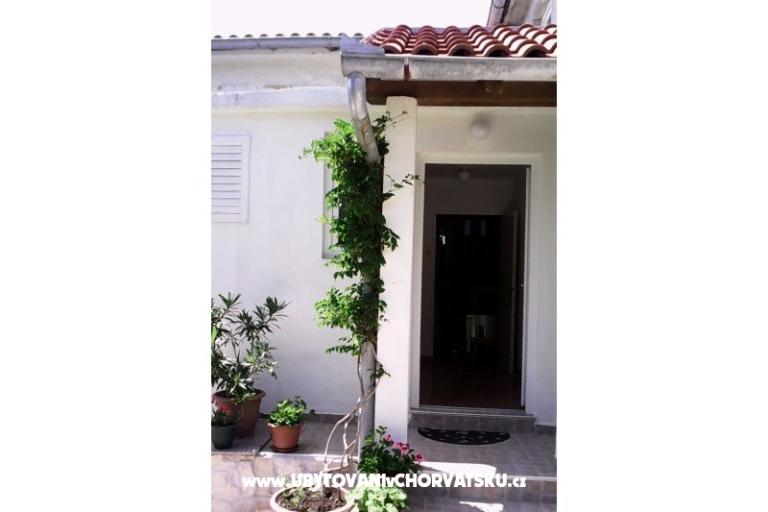 Apartmani Uranus – foto 15