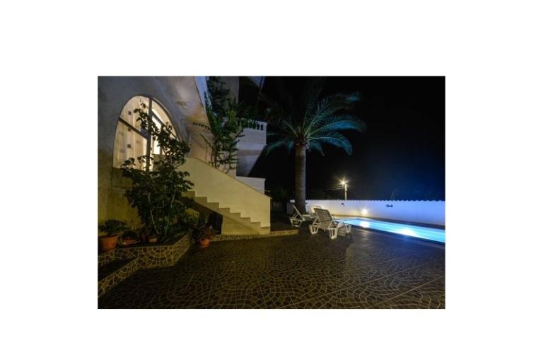 Apartmani Anny sa bazenom – foto 22