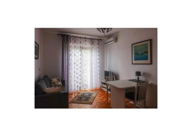 Apartmani Anny sa bazenom – foto 36