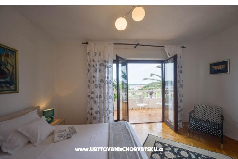 Apartmani Anny sa bazenom – foto 8