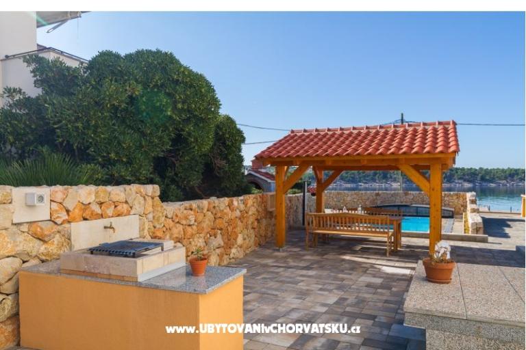 Apartmani Villa Seka pool &amp; sauna – foto 10