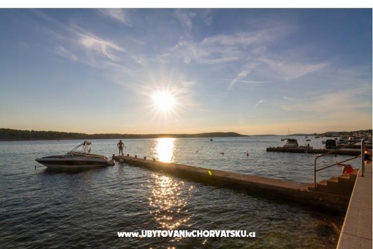 Apartmani Villa Seka pool &amp; sauna – foto 14
