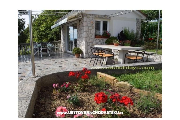 Kuća Ana directly by the beach – foto 5