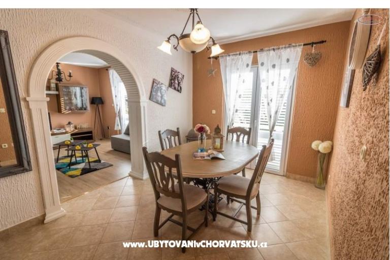 Whirlpool Apartmani Skoblar – foto 6