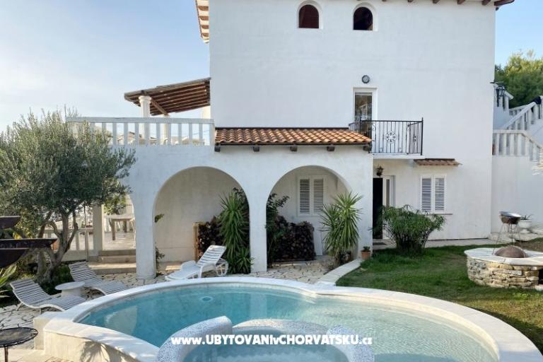 Villa Agata sa bazenom &amp; sauna – foto 16