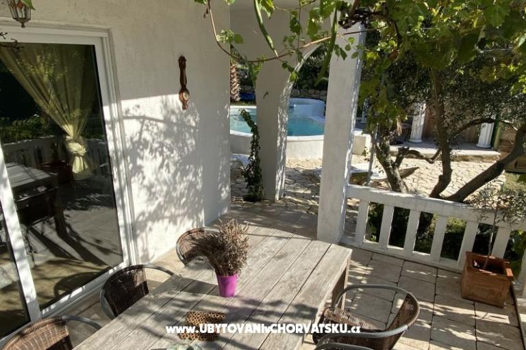 Villa Agata sa bazenom &amp; sauna – foto 18