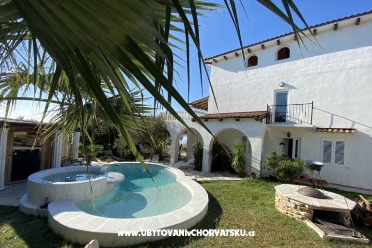 Villa Agata sa bazenom &amp; sauna – foto 6
