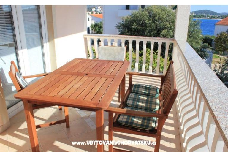 Apartmani 4dolphins – foto 12