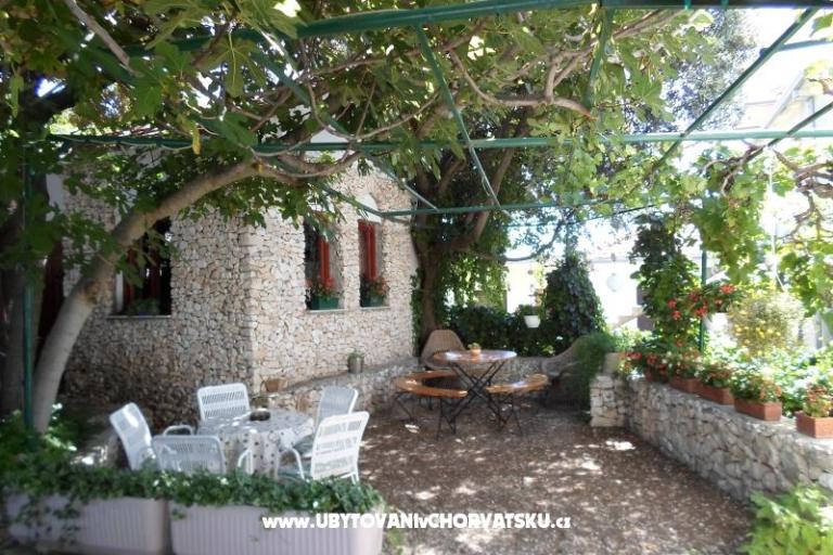 Apartmani Karabatić – foto 2