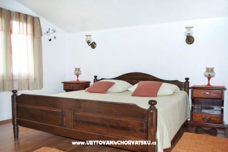 Apartmani Nives – foto 13