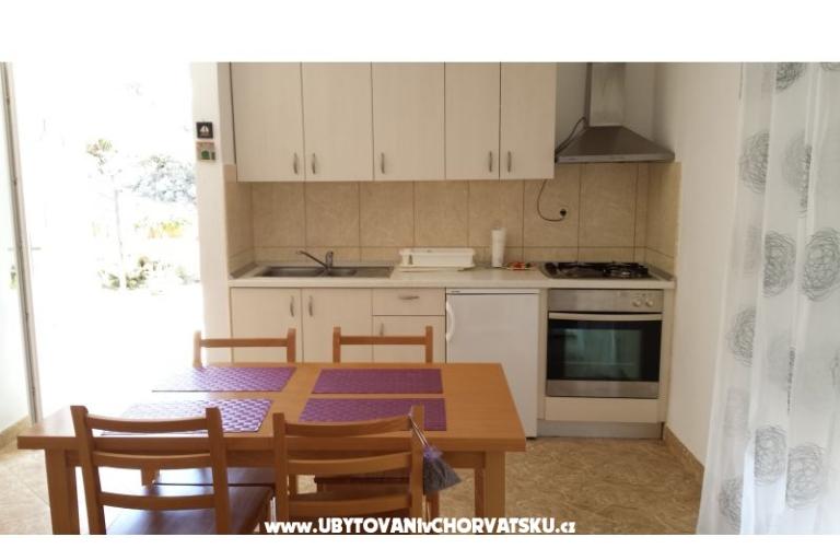 Apartmani Toni Rogoznica – foto 17