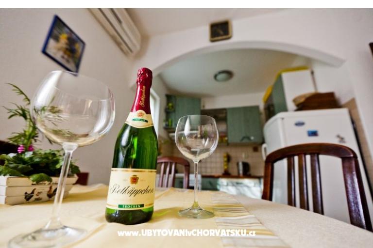 Apartmani Roje – foto 15