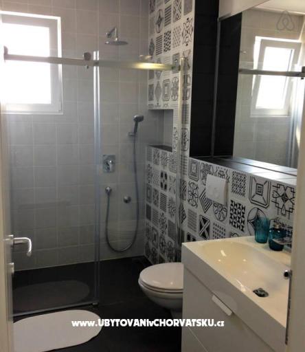 Apartmani Angie -10 metara od mora – foto 8