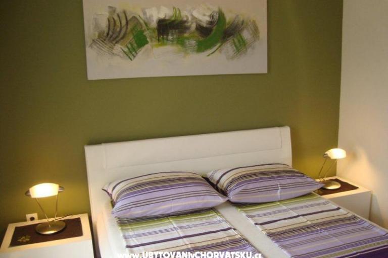 NEW AND MODERN WITH GARAGE PLACE – foto 8