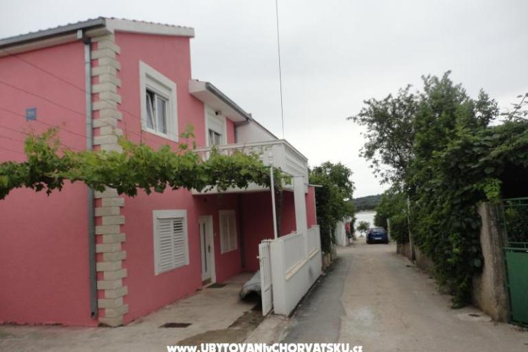 Apartmani Jurjević – foto 2