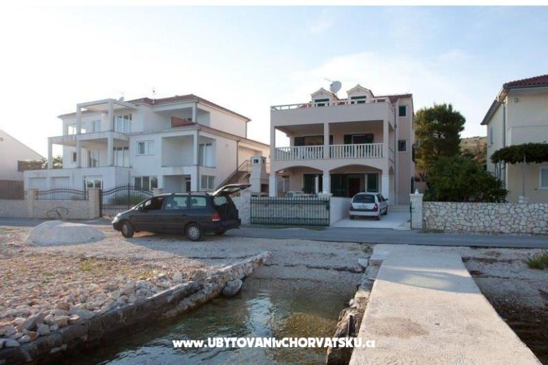 Beach apartments Rogoznica – foto 14