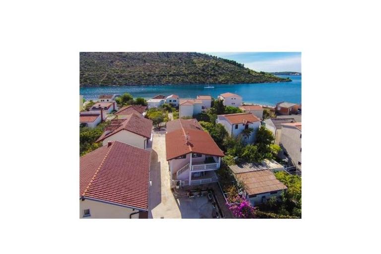 Kuća Lucija – foto 17