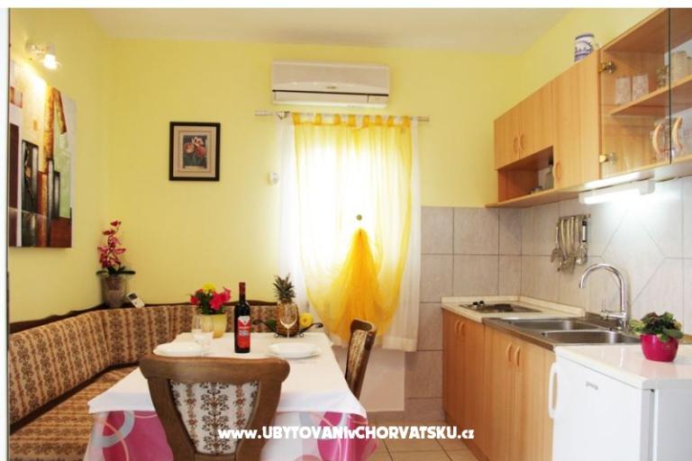 Marina view Apartmani Rogoznica  – foto 7
