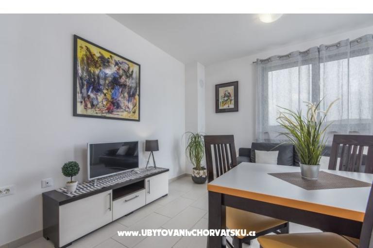 Apartmani Kimi with swimming pool  – foto 12