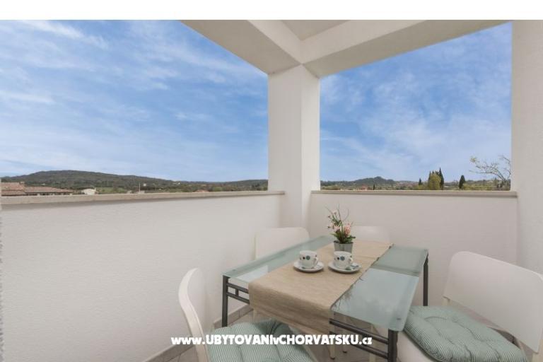 Apartmani Kimi with swimming pool  – foto 13